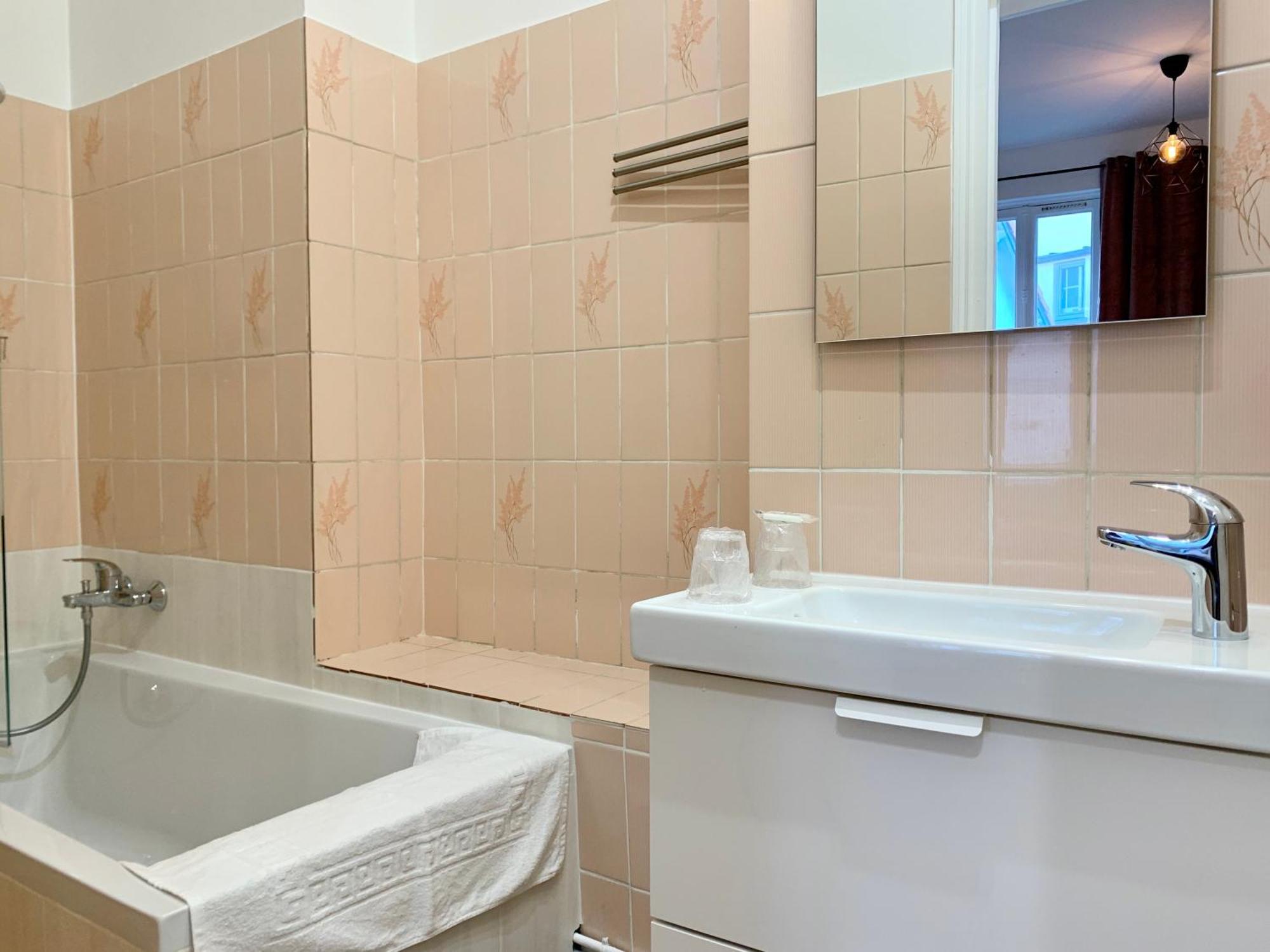 L'Allier 11 - Hypercentre - Parking - Thermes Apartment Vichy Exterior photo